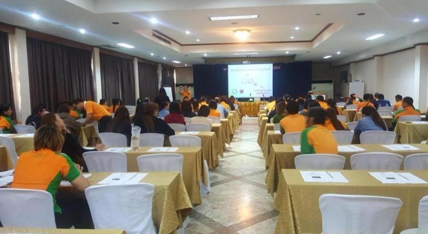 The Pine Resort Pathum Thani Exterior foto